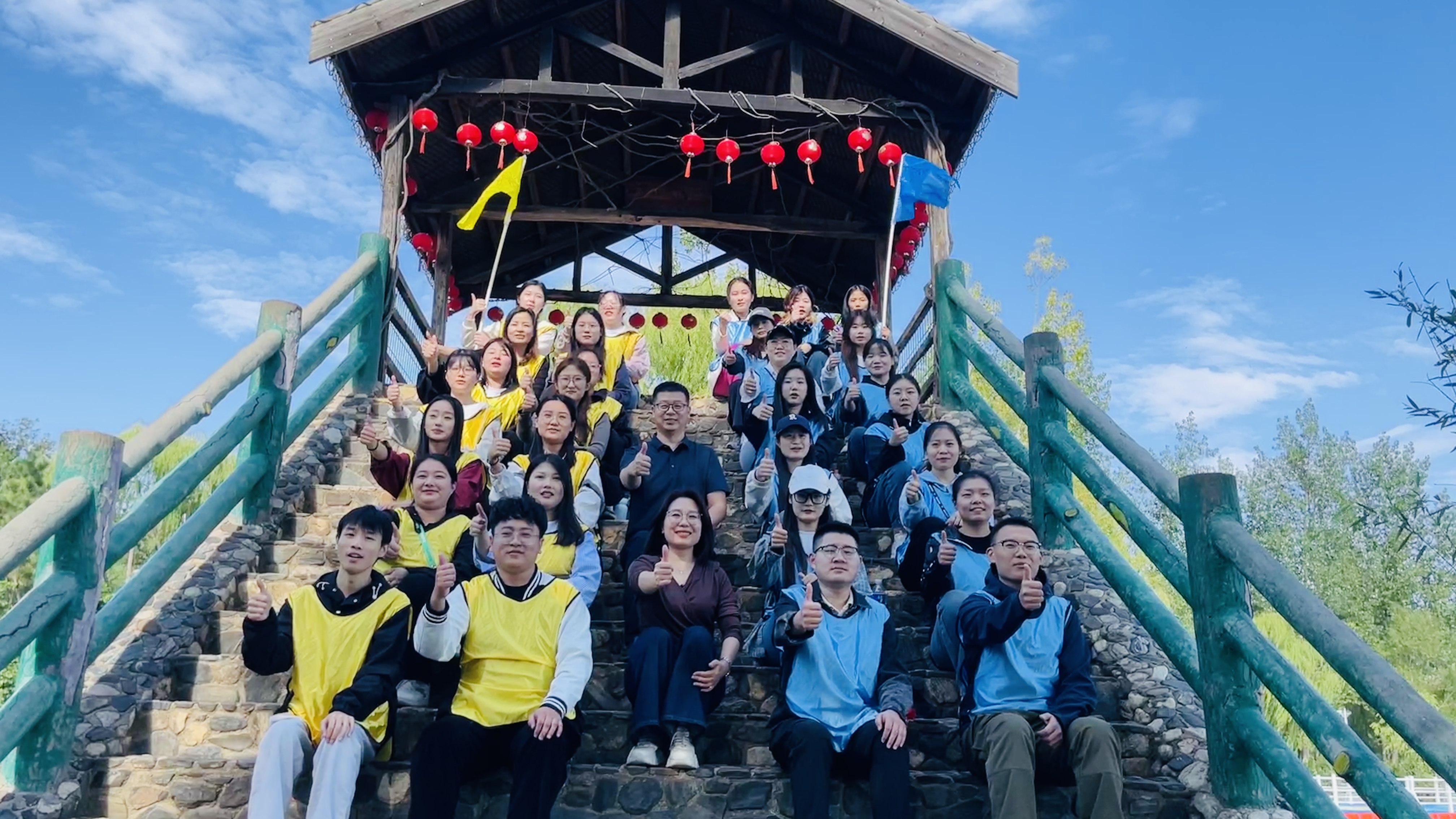 鑫爾泰財稅云瀑洞天團(tuán)建活動